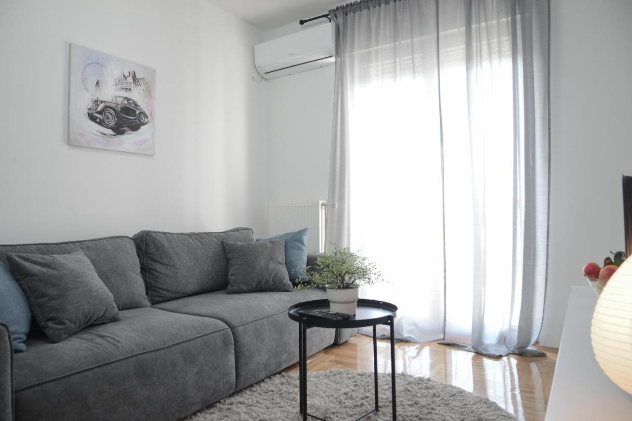 Apartment Dobraya Grey Novi Sad Buitenkant foto